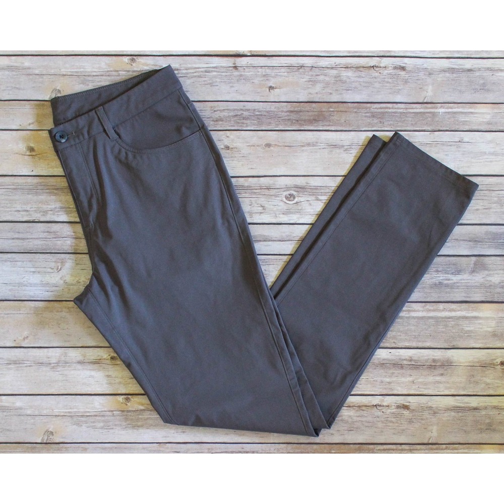 Vuori Meta Pant Mens 32 x 34 Gray Stretch Performance Technical Chino 5-Pocket